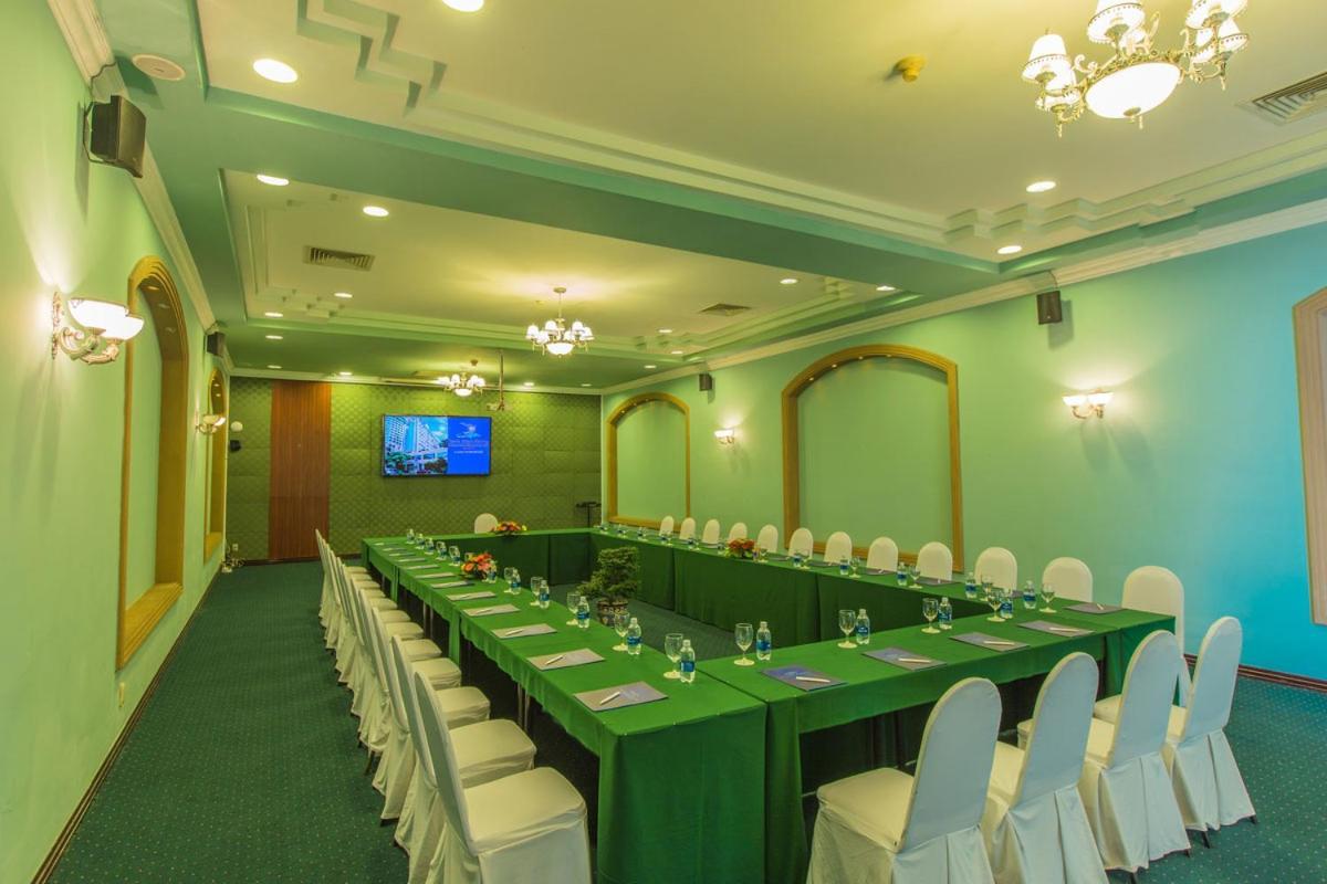 Yasaka Saigon Nha Trang Hotel & Spa Esterno foto